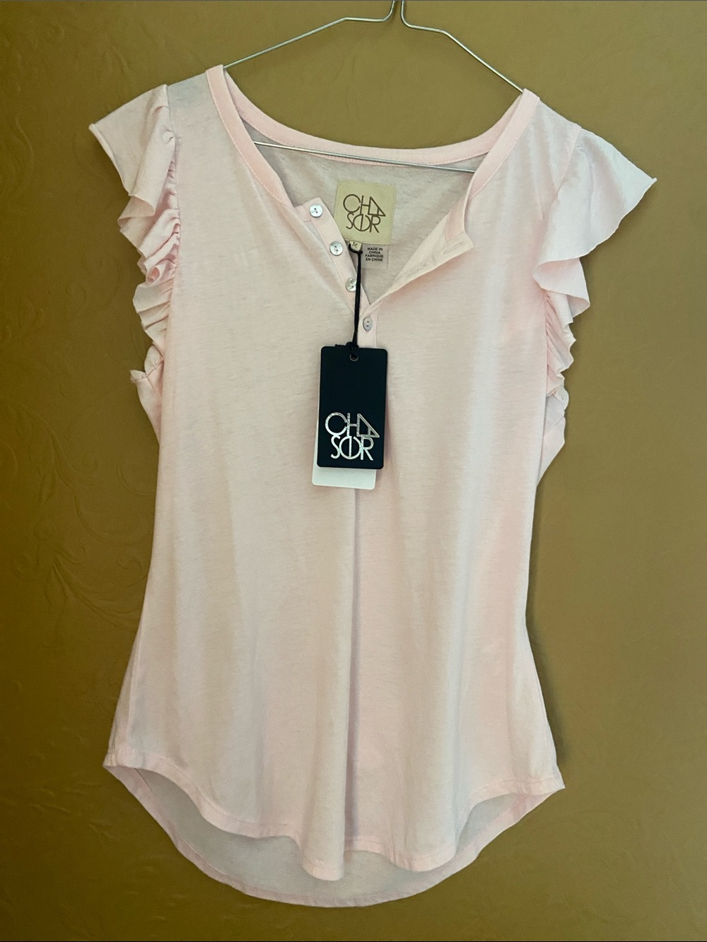 Chaser Soft Pink Ruffle Sleeve Henley Camisole NWT M